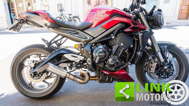 TRIUMPH Street Triple RS 2023 Immagine 3