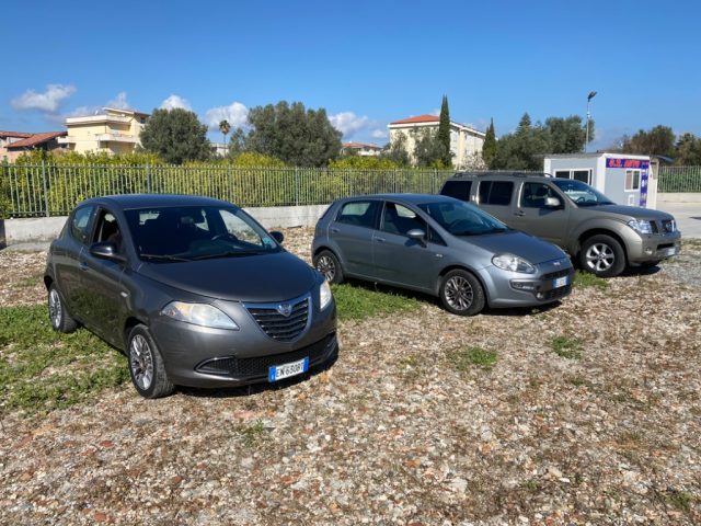 LANCIA Ypsilon PACCHETTO 3 VEICOLI PER COMMERCIANTI Immagine 0