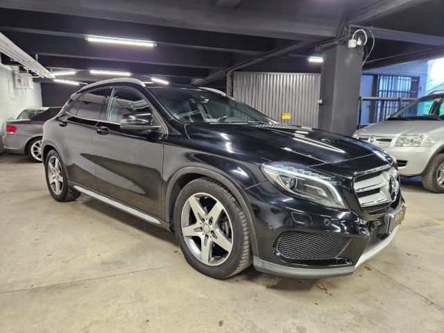 MERCEDES-BENZ GLA 200 CDI Automatic Premium Immagine 4