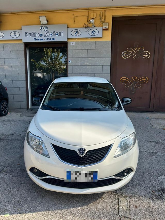 LANCIA Ypsilon 1.3 MJT 16V 95 CV 5 porte S&S Gold Immagine 0