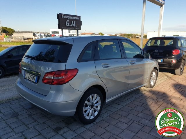 MERCEDES-BENZ B 180 CDI Automatic Executive Immagine 4