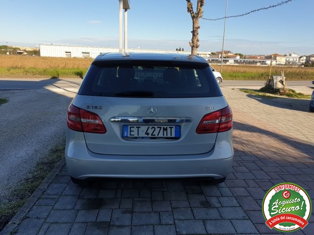 MERCEDES-BENZ B 180 CDI Automatic Executive Immagine 3