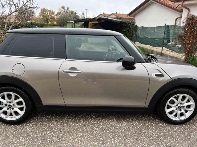 MINI Cooper D 1.5 Cooper D Boost Aut. Immagine 3