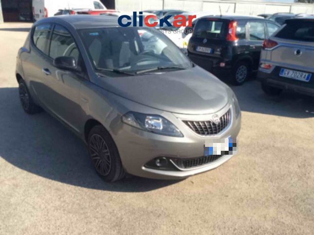 LANCIA Ypsilon 1.0 FireFly Hybrid Gold OK NEOP. Immagine 1