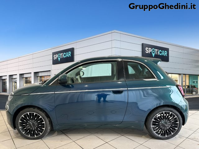 FIAT 500 La Prima Berlina 42 kWh Immagine 1