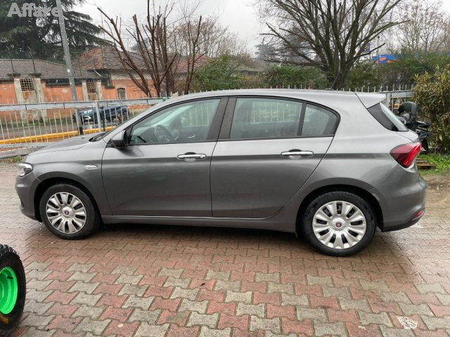 FIAT Tipo 1.3 Mjt S&S 5 porte Easy AUTOCARRO 4 POSTI Immagine 1