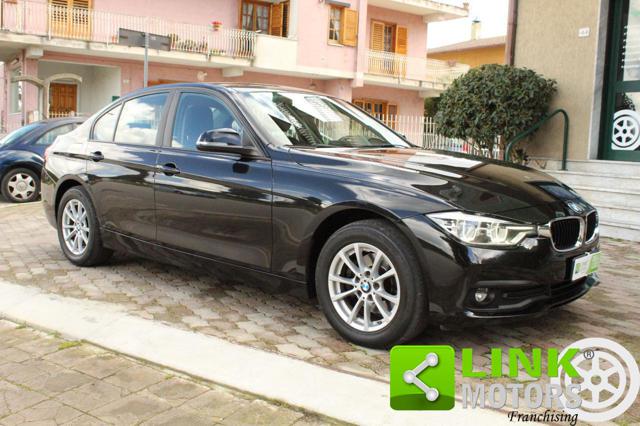 BMW 320 d Sport Immagine 4