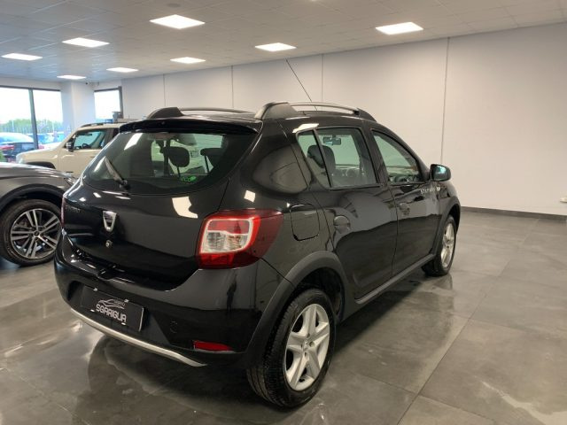 DACIA Sandero Stepway 1.5 dCi 90CV Prestige Immagine 3