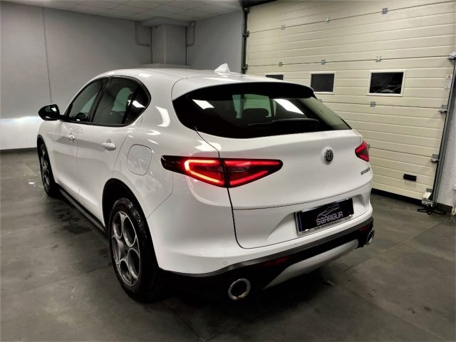 ALFA ROMEO Stelvio 2.2 Turbodiesel AT8 Super Immagine 4