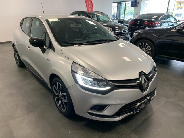 RENAULT Clio 1.5 dCi Moschino Intens 5 Porte Immagine 0