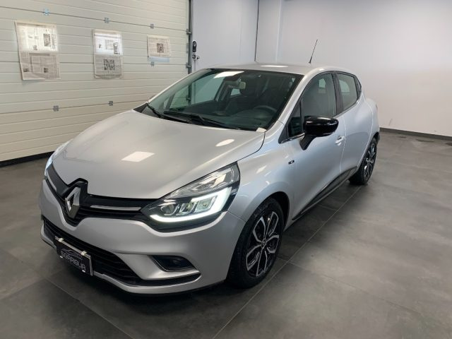 RENAULT Clio 1.5 dCi Moschino Intens 5 Porte Immagine 2