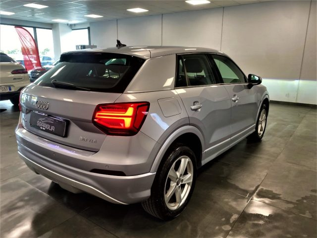 AUDI Q2 30 TDI Automatico S tronic Admired+ Fari Full Led Immagine 3