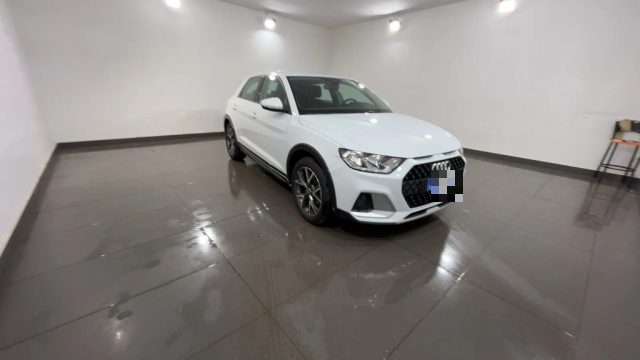 AUDI A1 citycarver 30 TFSI S tronic #Vari.Colori Immagine 2