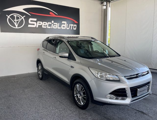 FORD Kuga 2.0 TDCI 140 CV 4WD Powershift Immagine 1