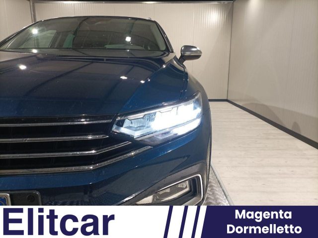 VOLKSWAGEN Passat Alltrack 2.0 TDI 190 CV 4MOTION DSG BMT Immagine 3