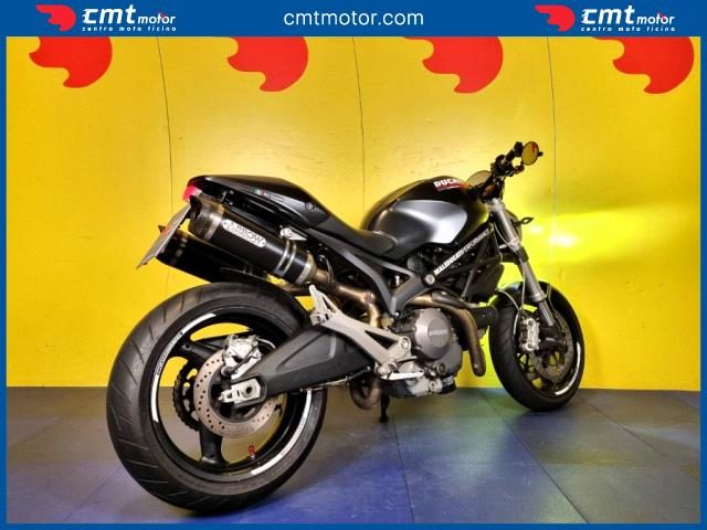 DUCATI Monster 696 Garantita e Finanziabile Immagine 3