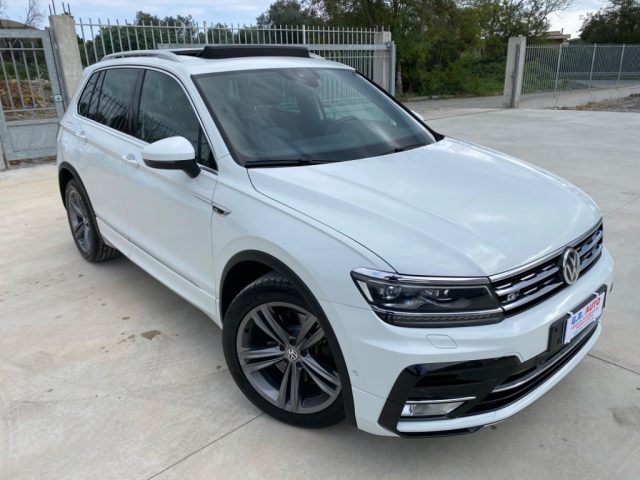 VOLKSWAGEN Tiguan 2.0 TDI 190 CV DSG 4MOTION R LINE TETTUCCIO Immagine 2