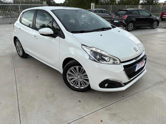 PEUGEOT 208 PEUGEOT 208  BlueHDI Immagine 2