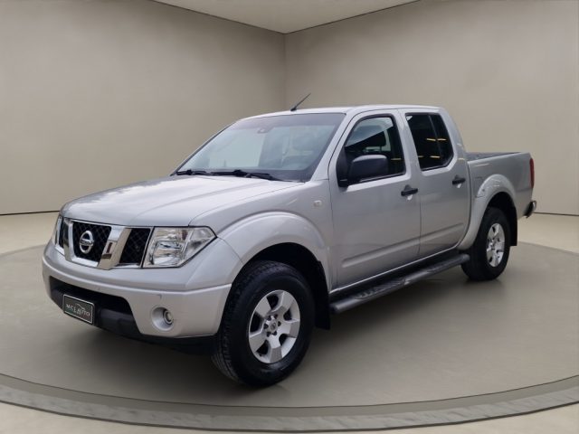 NISSAN Navara 2.5 dCi 4 porte Double Cab LE Immagine 0