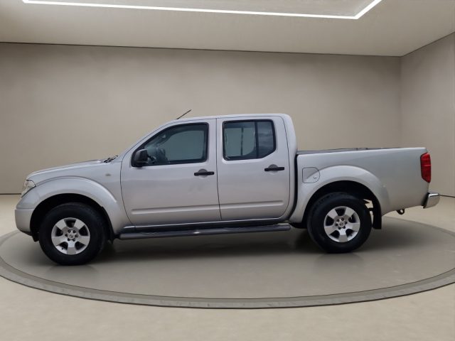 NISSAN Navara 2.5 dCi 4 porte Double Cab LE Immagine 1