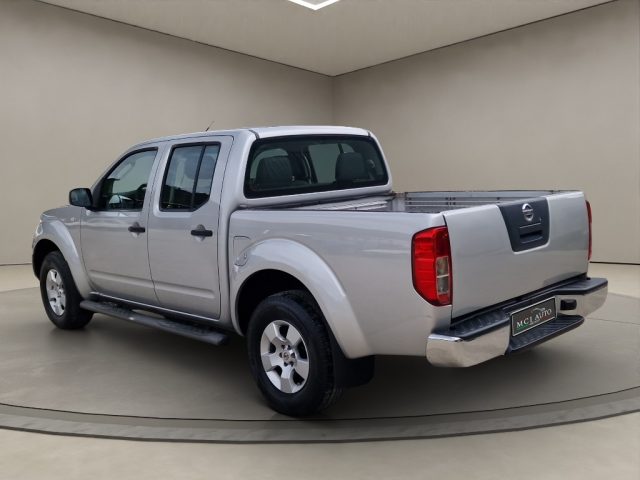 NISSAN Navara 2.5 dCi 4 porte Double Cab LE Immagine 2