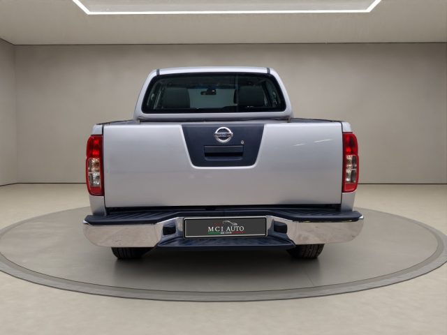 NISSAN Navara 2.5 dCi 4 porte Double Cab LE Immagine 3