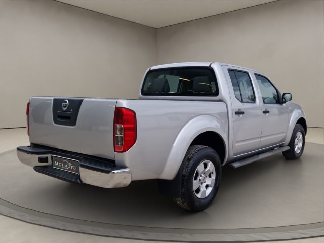 NISSAN Navara 2.5 dCi 4 porte Double Cab LE Immagine 4