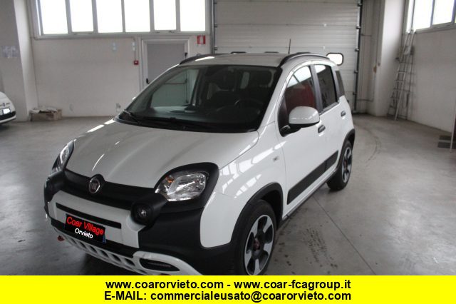 FIAT Panda 1.0 FireFly S&S Hybrid Cross Immagine 0