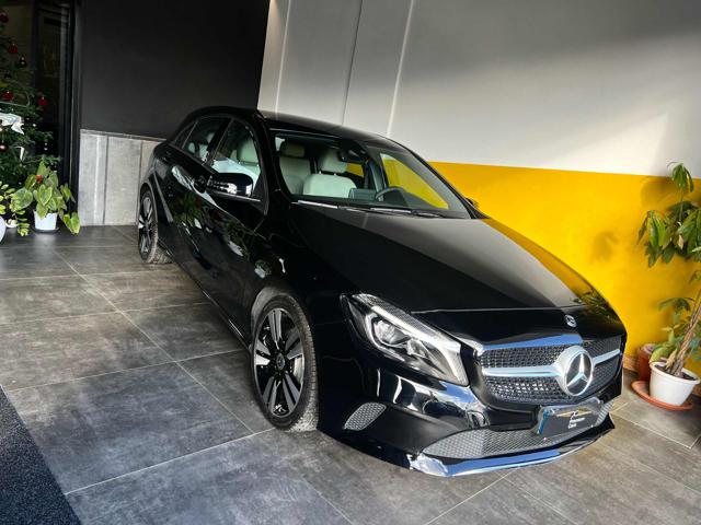 MERCEDES-BENZ A 200 d Sport Ita UniPro KmCertif Immagine 1