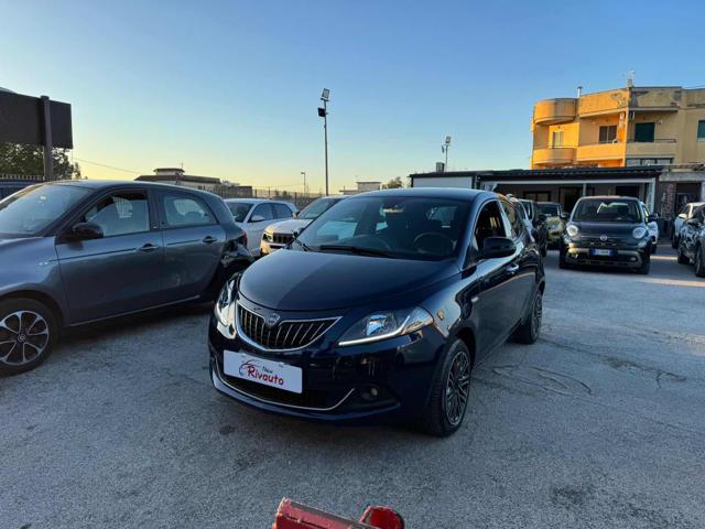 LANCIA Ypsilon 1.0 FireFly 5 porte S&S Hybrid Ecochic Gold Immagine 0