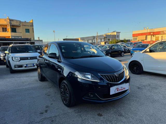 LANCIA Ypsilon 1.0 FireFly 5 porte S&S Hybrid Ecochic Gold Immagine 2