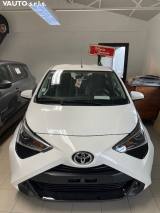 TOYOTA Aygo Connect 1.0 VVT-i 72CV 5 porte x-business AUTO