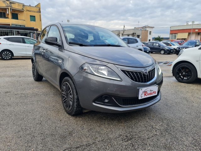 LANCIA Ypsilon 1.2 69 CV 5 porte GPL Silver Plus Immagine 1