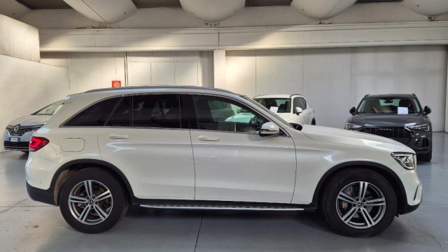 MERCEDES-BENZ GLC 220 d 4Matic TETTO PANORAMA-TELECAMERA-DISTRONIC PLUS Immagine 0