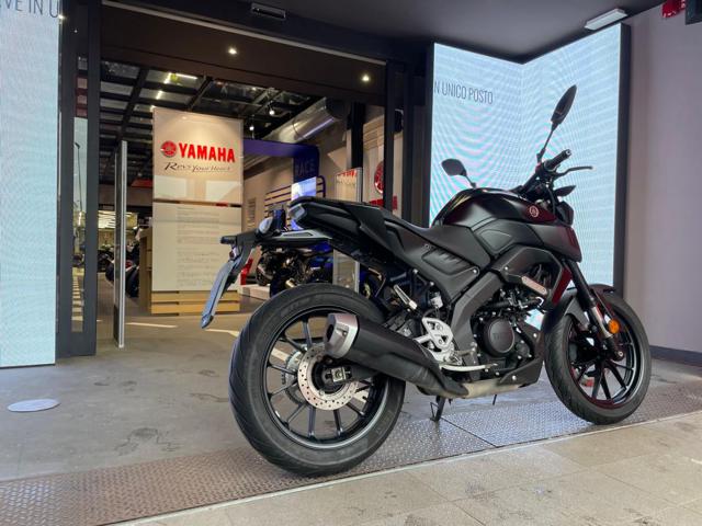 YAMAHA MT 125 . Immagine 2