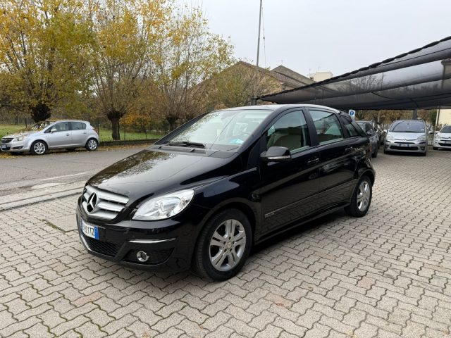 MERCEDES-BENZ B 180 CDI Premium Immagine 1