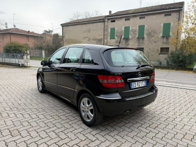 MERCEDES-BENZ B 180 CDI Premium Immagine 2