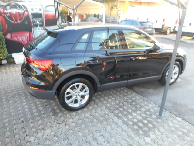 AUDI Q3 AUDI Q3 35 TDI quattro S line edition Immagine 3