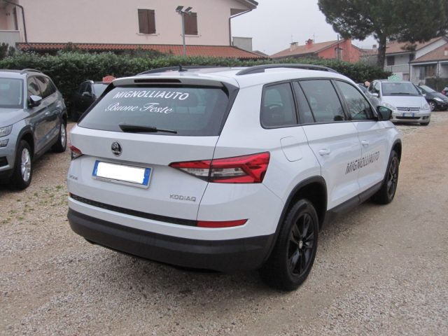 SKODA Kodiaq 2.0 TDI SCR DSG Executive Immagine 2