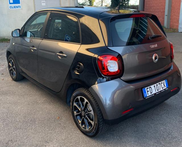 SMART ForFour 70 1.0 Passion Immagine 3