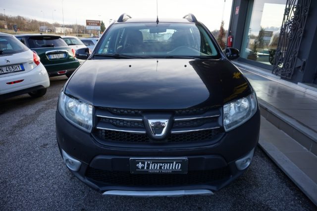 DACIA Sandero Stepway 900 TCe 12V 90CV NEOPATENTATI Immagine 0