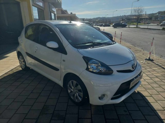 TOYOTA Aygo 1.0 12V VVT-i 5 porte  km 25000!!!! Immagine 0