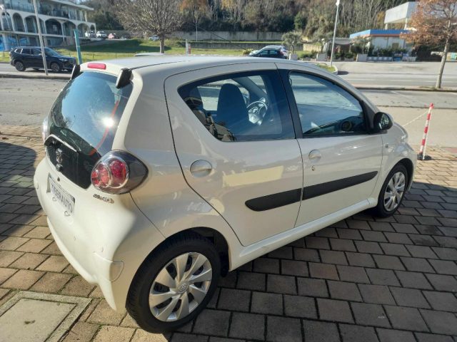 TOYOTA Aygo 1.0 12V VVT-i 5 porte  km 25000!!!! Immagine 1