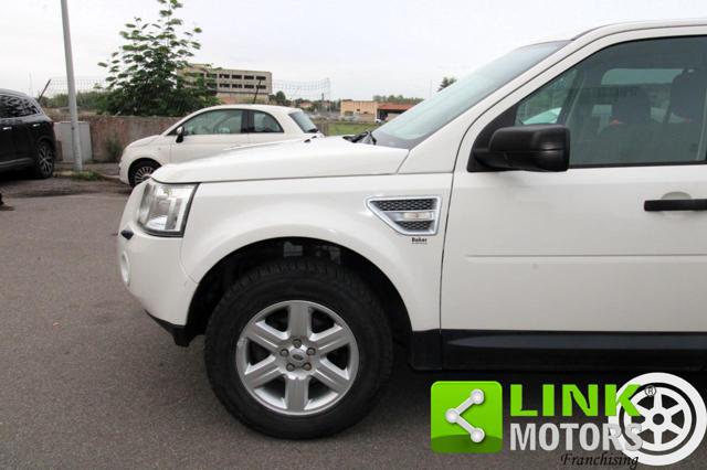 LAND ROVER Freelander 2.2 TD4 S.W. E Immagine 2