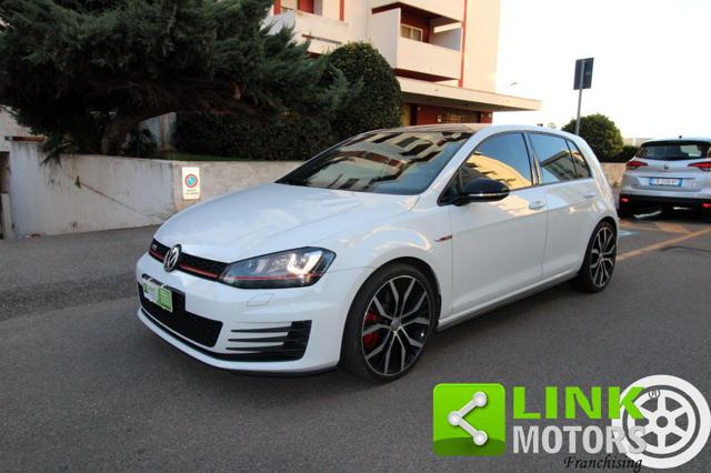 VOLKSWAGEN Golf GTI Performance 2.0 TSI DSG 5p. BlueMotion Technology Immagine 1