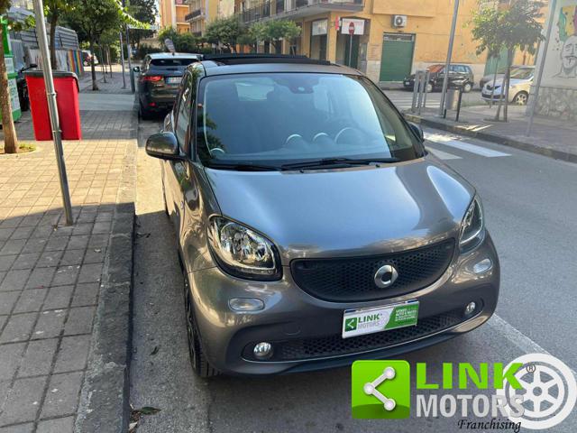 SMART ForFour 90 0.9 Turbo benzina cabrio Immagine 1