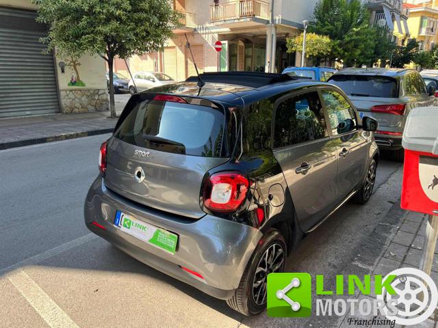 SMART ForFour 90 0.9 Turbo benzina cabrio Immagine 4