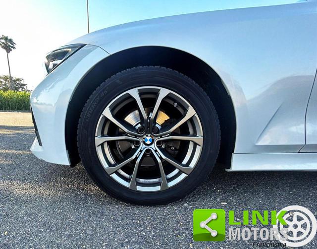 BMW 320 d Touring 190CV x drive m sport Immagine 4