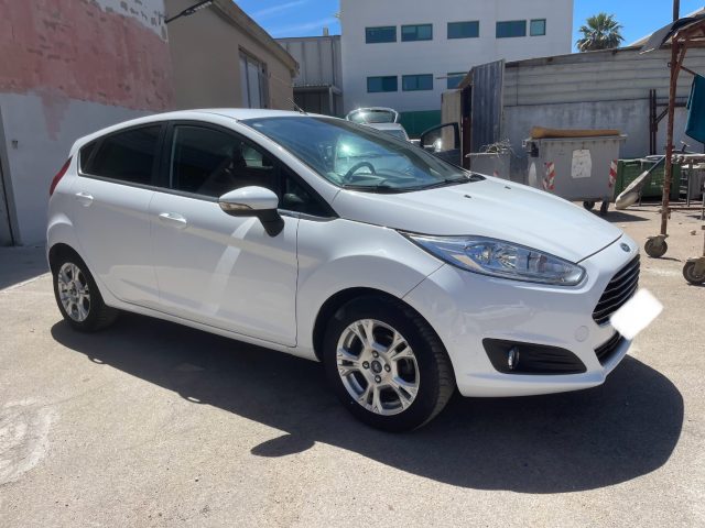 FORD Fiesta 1.5 TDCi 75CV 5 porte Immagine 1