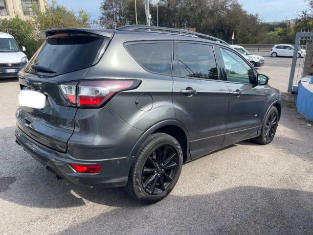 FORD Kuga 2.0 TDCI 150 CV Immagine 4